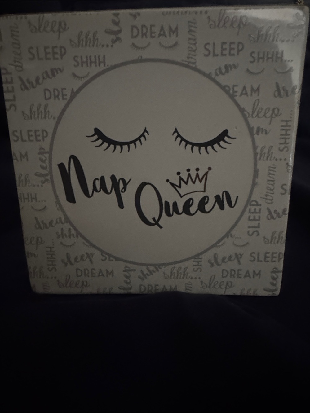 “Nap Queen” Wall Decor Sign – Cute Bedroom Aesthetic Decor